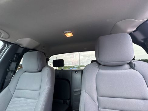 Used 2023 Nissan Frontier S RWD image 29