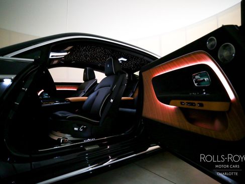 Certified 2025 Rolls-Royce Spectre w/ Spectre Launch Package image 12