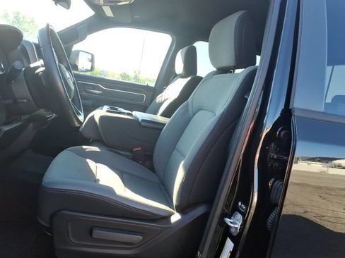 Used 2022 RAM 1500 Big Horn AWD/4WD image 12