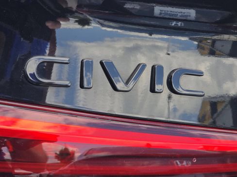 Certified 2023 Honda Civic Sport image 16