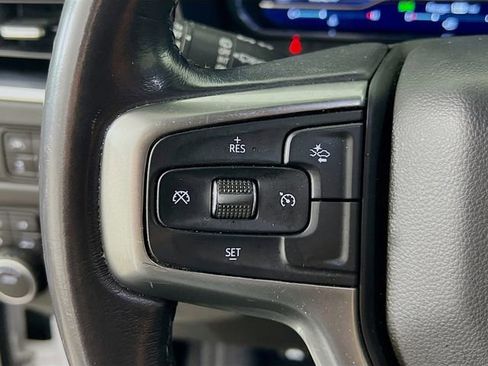 Used 2022 Chevrolet Suburban LT AWD/4WD image 13
