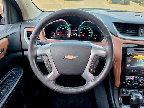 Used 2015 Chevrolet Traverse LTZ image 26