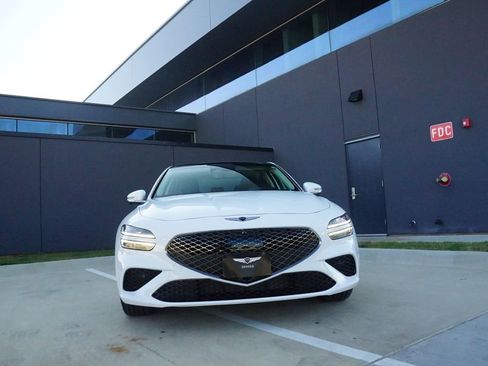 Certified 2026 Genesis G70 2.5T Prestige image 2