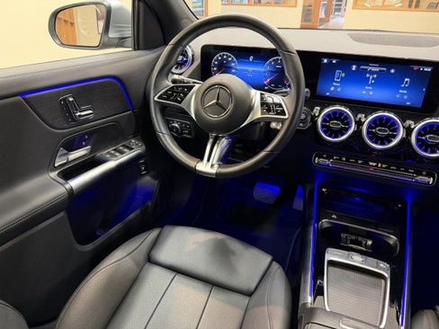 Certified 2025 Mercedes-Benz GLA 250 image 9