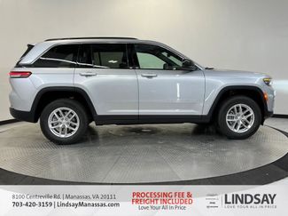 New 2025 Jeep Grand Cherokee Laredo w/ Luxury Tech Group I video 3
