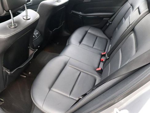Used 2014 Mercedes-Benz E 350 Sedan image 14