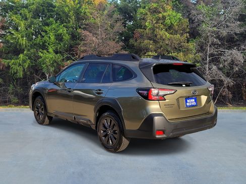 Certified 2025 Subaru Outback Onyx Edition AWD/4WD image 21