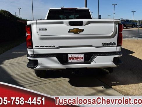 New 2025 Chevrolet Silverado 3500 High Country w/ High Country Premium Package image 7