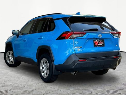Used 2020 Toyota RAV4 LE w/ All Weather Liner Package FWD image 4