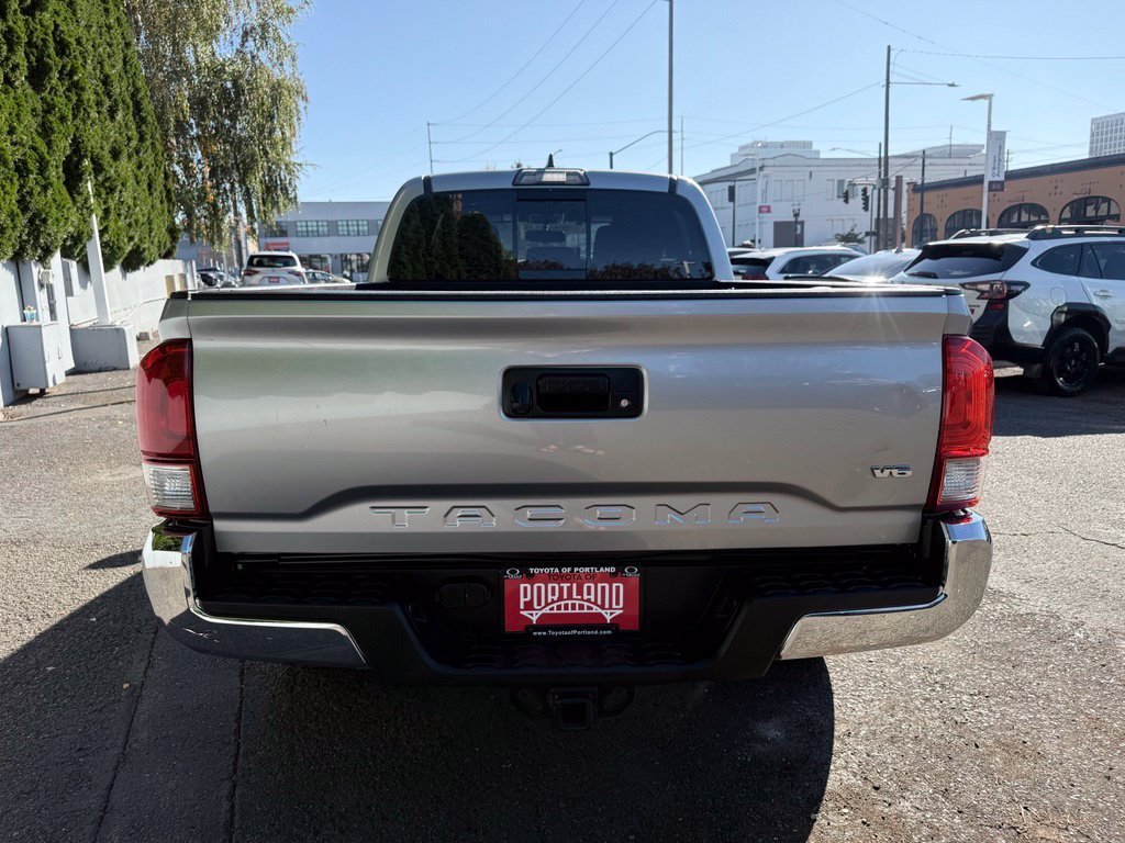 Used 2017 Toyota Tacoma TRD Off-Road w/ Tow Package AWD/4WD image 5