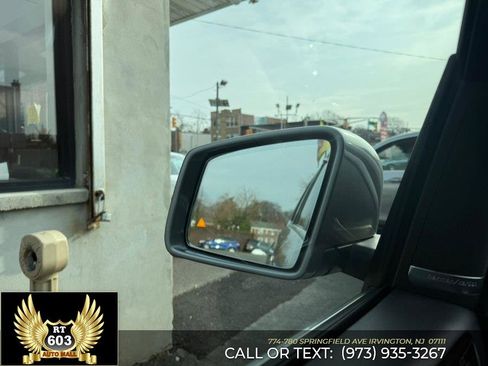 Used 2015 Mercedes-Benz GL 450 4MATIC w/ Lighting Package image 19