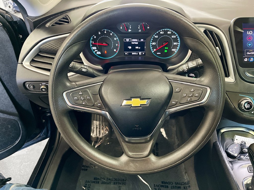 Used 2025 Chevrolet Malibu LT FWD image 11