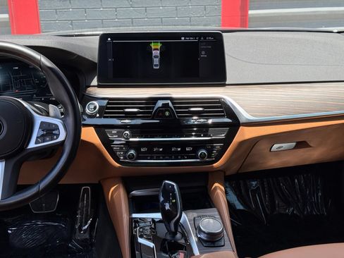 Used 2023 BMW 540i w/ M Sport Package RWD image 28