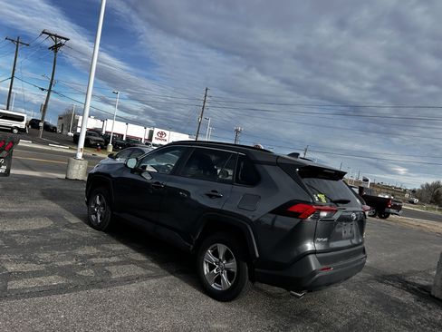 Used 2023 Toyota RAV4 XLE image 3