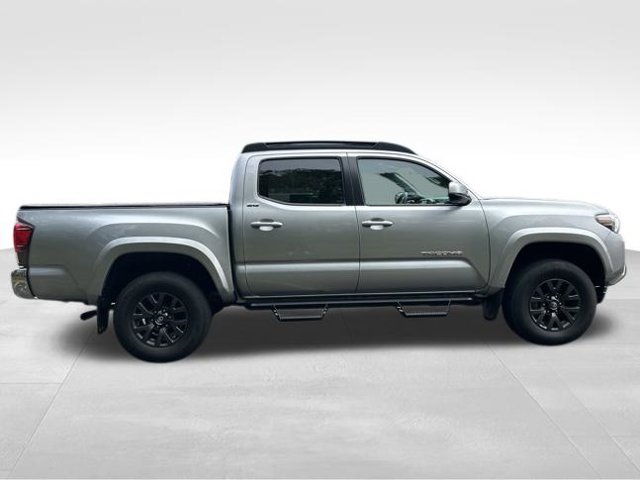 Used 2023 Toyota Tacoma SR5 AWD/4WD image 6