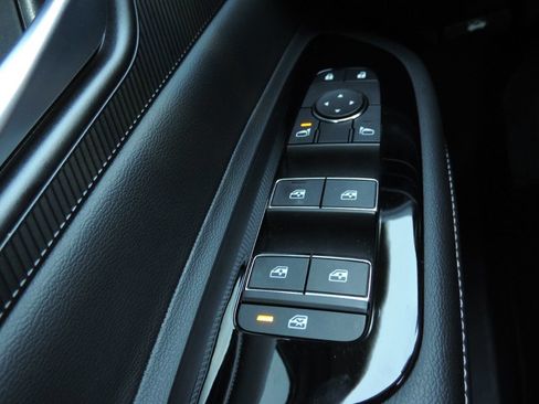 Certified 2025 Nissan Murano SV AWD/4WD image 25