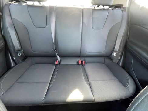 Used 2025 Buick Encore GX Preferred image 38