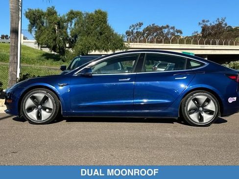Used 2018 Tesla Model 3 Mid Range RWD image 9