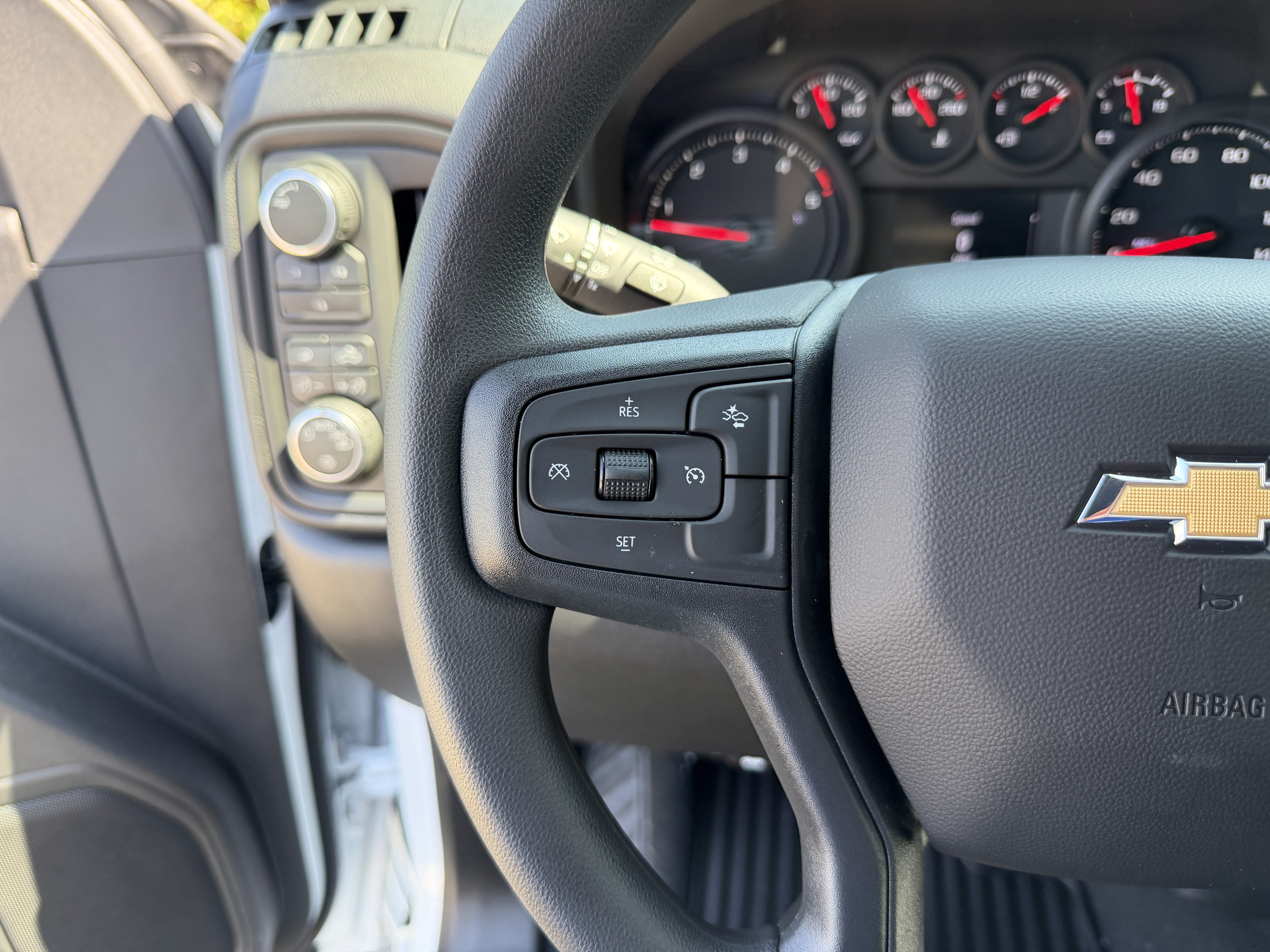 New 2026 Chevrolet Silverado 2500 Custom w/ Custom Value Package AWD/4WD image 17