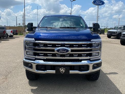 Used 2026 Ford F250 Lariat w/ Tremor Off-Road Package AWD/4WD image 9