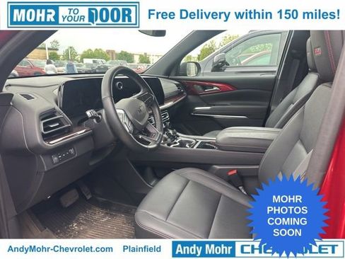 Used 2024 Chevrolet Traverse Z71 w/ LPO, Floor Liner Package AWD/4WD image 3