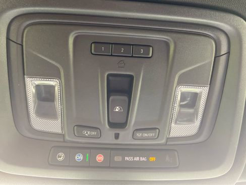 Used 2022 Chevrolet Silverado 2500 High Country AWD/4WD image 43