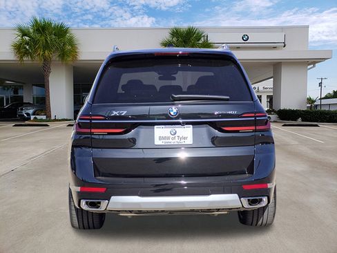 New 2026 BMW X7 xDrive40i w/ Executive Package image 5