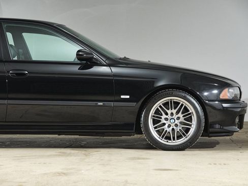 Used 2003 BMW M5 RWD image 28