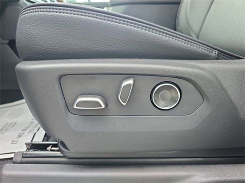 New 2025 GMC Sierra 2500 Denali w/ Denali Reserve Package image 20