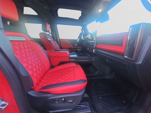 Used 2025 GMC Hummer EV 3X w/ Extreme Off-Road Package image 17