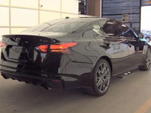 Used 2023 Nissan Altima 2.0 SR image 5