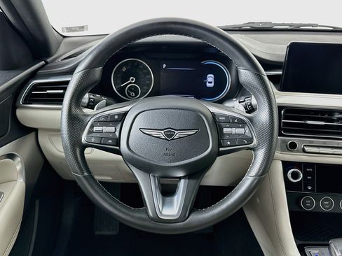 Used 2025 Genesis G70 2.5T RWD image 18