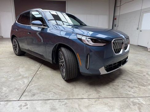 Used 2026 BMW X3 xDrive30 w/ Premium Package image 7