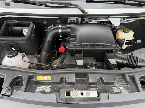 Used 2023 Mercedes-Benz Sprinter 144 Cargo image 11