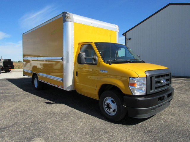 Used 2022 Ford E-350 and Econoline 350 Super Duty RWD image 9