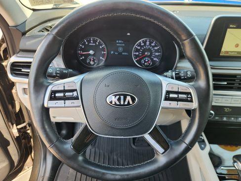 Used 2020 Kia Telluride EX w/ EX Premium Package image 9