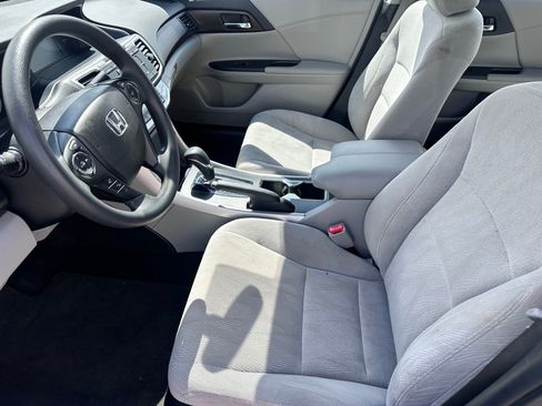 Used 2014 Honda Accord EX image 5