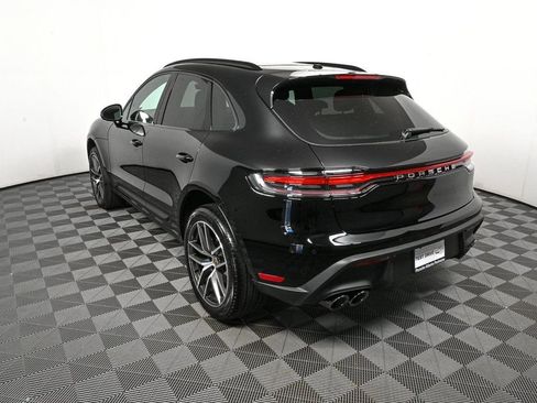 Certified 2026 Porsche Macan AWD/4WD image 3