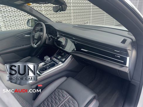 Used 2024 Audi RS Q8 w/ Black Optic Package image 19