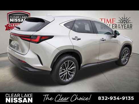 Used 2025 Lexus NX 250 FWD w/ Towing Package (2000 Lbs) image 7