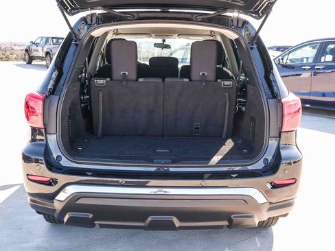 Used 2020 Nissan Pathfinder S FWD image 28
