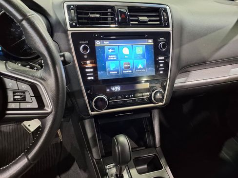 Used 2019 Subaru Outback 2.5i Premium AWD/4WD image 8