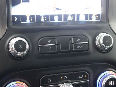 Used 2023 GMC Sierra 3500 Denali image 23