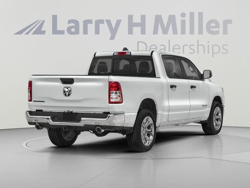 Used 2024 RAM 1500 Big Horn AWD/4WD image 4