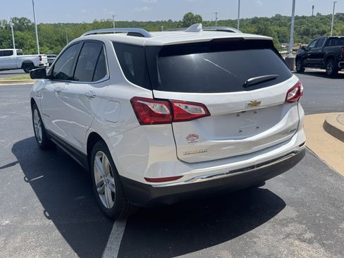 Used 2018 Chevrolet Equinox Premier AWD/4WD image 3