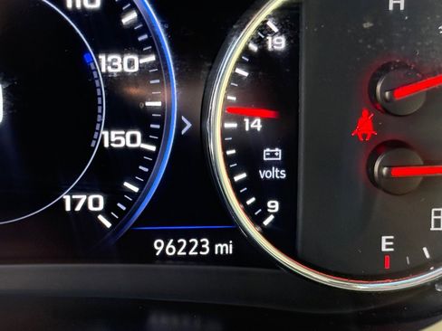 Used 2021 Chevrolet Malibu Premier image 16