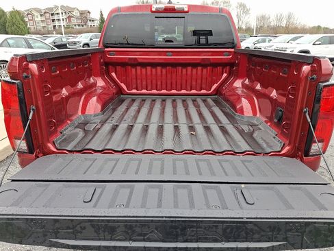 Used 2026 Chevrolet Colorado Z71 w/ Technology Package image 28