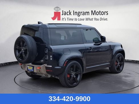 Used 2023 Land Rover Defender 90 X image 5