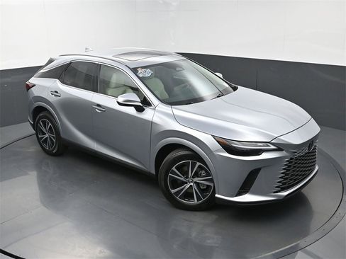 Used 2023 Lexus RX 350 Premium image 32