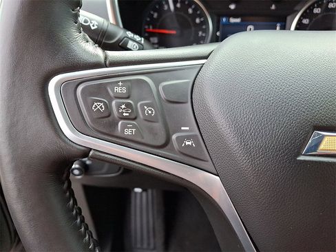 Used 2022 Chevrolet Equinox LT image 17